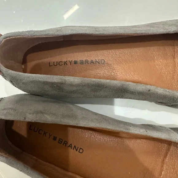 Lucky Brand Gray Suede Flats Shoes Size 8 nwot - Picture 4 of 5